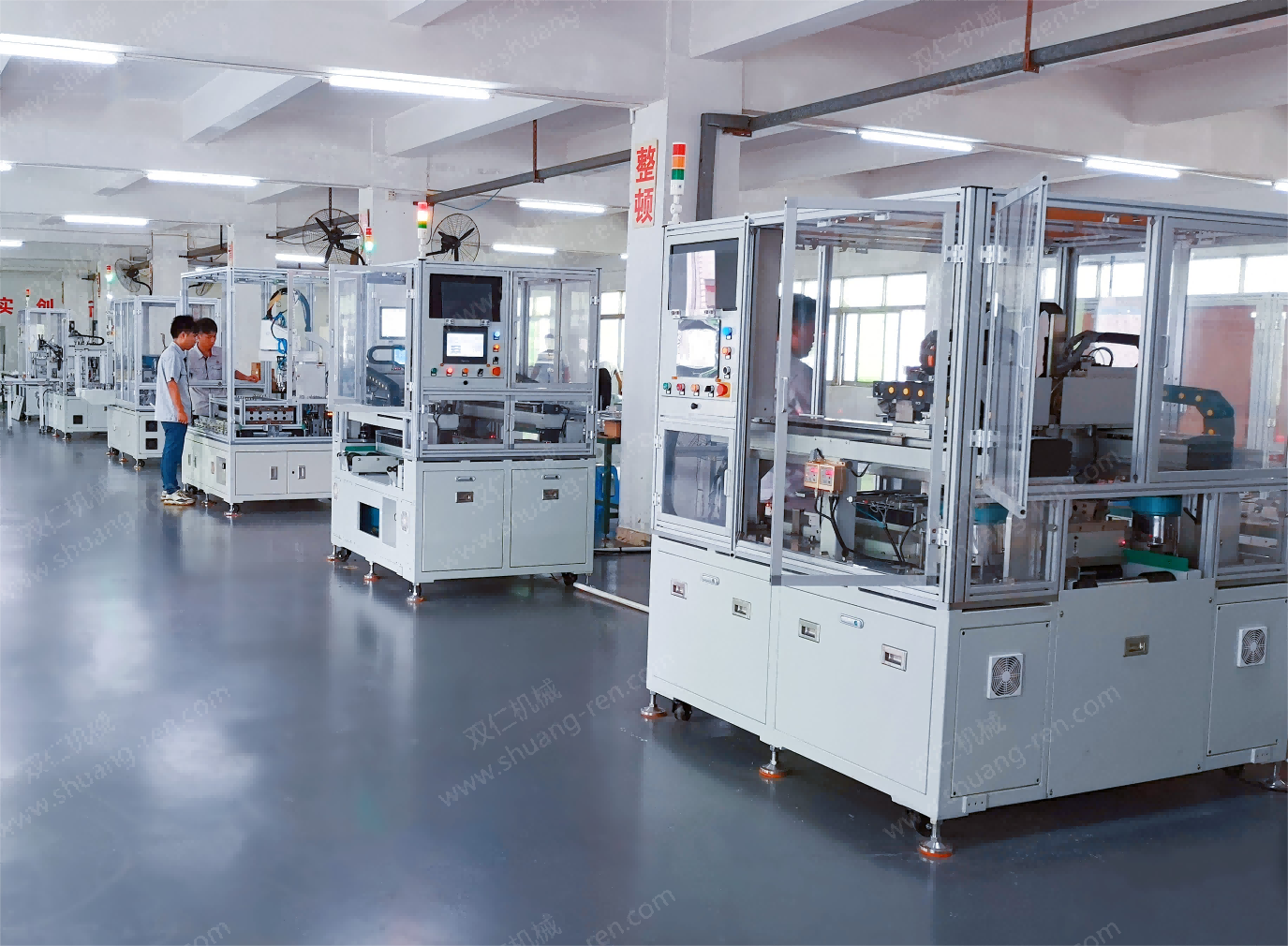 拔插膠(jiāo)釘機